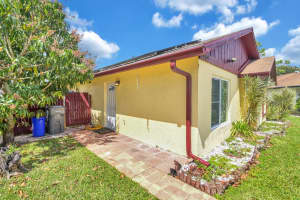 5469 Bonky Ct, West Palm Beach, FL 33415, Sold 05/17/22