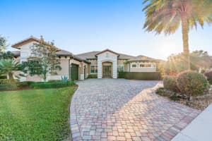 104 Manor Cir, Jupiter, FL 33458, Sold 06/23/22