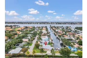 105 Lucina Dr, Hypoluxo, FL 33462, Sold 05/04/22