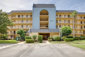 2820 Tennis Club Dr APT 205, West Palm Beach, FL 33417, Sold 06/10/22