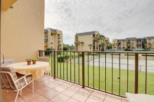 2820 Tennis Club Dr APT 205, West Palm Beach, FL 33417, Sold 06/10/22