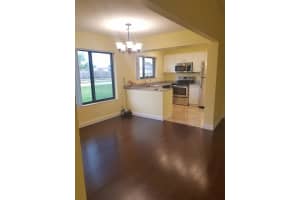 5200 Bosque Ln APT 138, West Palm Beach, FL 33415, Sold 04/20/22