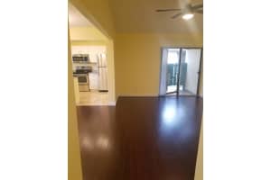 5200 Bosque Ln APT 138, West Palm Beach, FL 33415, Sold 04/20/22