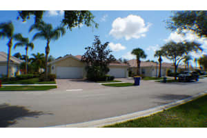 8703 SE Retreat Dr, Hobe Sound, FL 33455, Sold 04/29/22