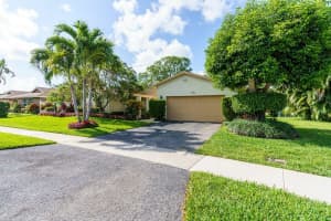 4858 Marbella Rd S, West Palm Beach, FL 33417, Sold 04/26/22