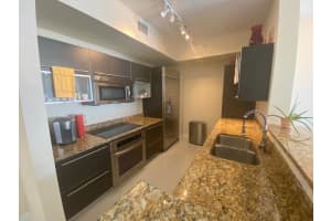 550 Okeechobee Blvd APT 1808, West Palm Beach, FL 33401, Sold 06/01/22