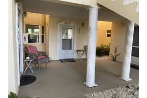 359 Grove Isle Cir, Vero Beach, FL 32962, Sold 05/05/22