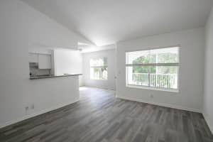 815 W Boynton Beach Blvd 4 204, Boynton Beach, FL 33426, Sold 04/15/22