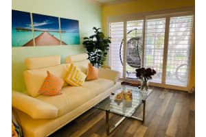 1428 SE 4th Ave APT 258, Deerfield Beach, FL 33441, Sold 05/20/22