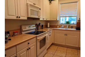 5422 SE Moseley Dr, Stuart, FL 34997, Sold 04/22/22