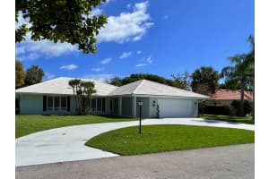2831 SE Fairway W, Stuart, FL 34997, Sold 05/05/22