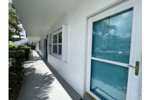2929 SE Ocean Blvd Apt 102-3, Stuart, FL 34996, Sold 04/18/22