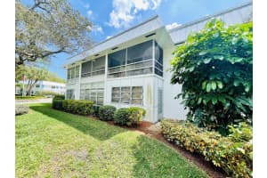 2929 SE Ocean Blvd Apt 102-3, Stuart, FL 34996, Sold 04/18/22