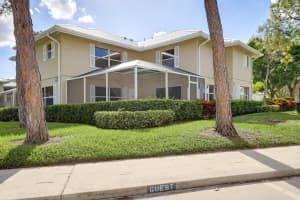 2401 SW Danbury Ln, Palm City, FL 34990, Sold 04/26/22