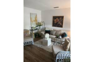 2929 SE Ocean Blvd h 9, Stuart, FL 34996, Sold 05/10/22