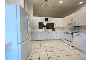 9729 Sills Dr E APT 203, Boynton Beach, FL 33437, Sold 05/05/22