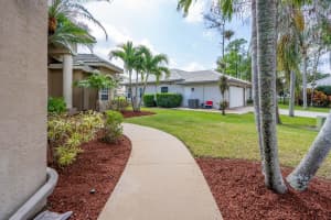 141 Mangrove Ct, Royal Palm Beach, FL 33411, Sold 04/15/22