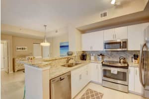 720 S Sapodilla Ave APT 113, West Palm Beach, FL 33401, Sold 04/21/22