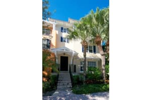 305 E Mallory Cir, Delray Beach, FL 33483, Sold 05/11/22