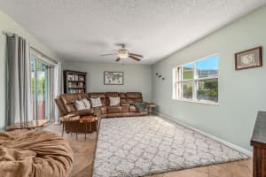 35 SE Beech Tree Ln, Stuart, FL 34994, Sold 04/21/22