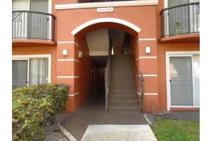 4151 Haverhill Rd APT 1518, West Palm Beach, FL 33417, Sold 04/18/22