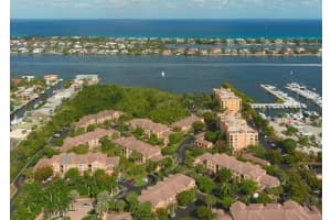 1000 Scotia Dr APT 208, Hypoluxo, FL 33462, Sold 04/27/22