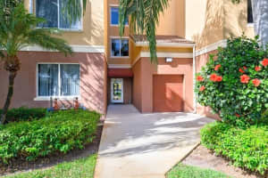 1000 Scotia Dr APT 208, Hypoluxo, FL 33462, Sold 04/27/22