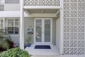 320 S Ocean Blvd, Delray Beach, FL 33483, Sold 04/26/22