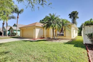 8234 Maidencane Pl, Port St. Lucie, FL 34952, Sold 04/21/22