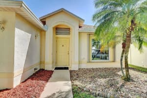 8234 Maidencane Pl, Port St. Lucie, FL 34952, Sold 04/21/22