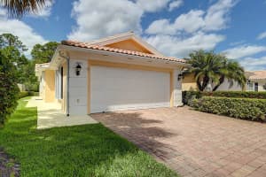 1011 SW Tamarrow Pl, Stuart, FL 34997, Sold 05/16/22