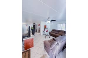 600 Village Green Ct APT 123, Palm Springs, FL 33461, Sold 05/06/22