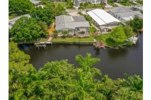 112 SE Paradise Pl, Stuart, FL 34997, Sold 05/05/22