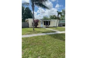 3868 Nowata Rd, Lake Worth, FL 33462, Sold 05/06/22