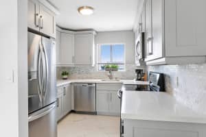 100 Waterway Dr S APT 401, Lantana, FL 33462, Sold 06/03/22