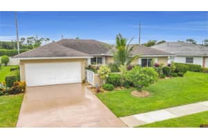 10982 Greentrail Dr S, Boynton Beach, FL 33436, Sold 04/28/22