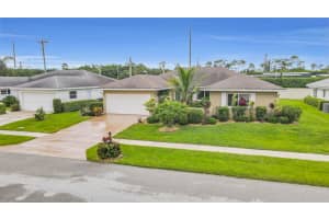 10982 Greentrail Dr S, Boynton Beach, FL 33436, Sold 04/28/22