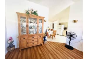 6132 Fairfield Cir, Greenacres, FL 33463, Sold 04/29/22