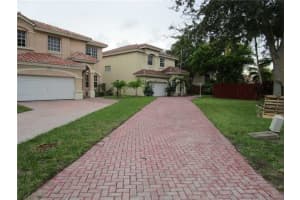2010 NW 98th Way, Pembroke Pines, FL 33024, Sold 04/27/22