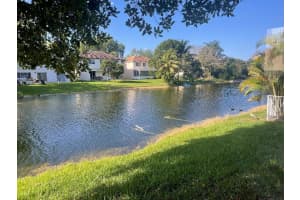 2010 NW 98th Way, Pembroke Pines, FL 33024, Sold 04/27/22