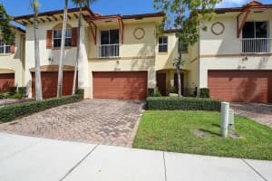 105 E Prive Cir, Delray Beach, FL 33445, Sold 05/03/22