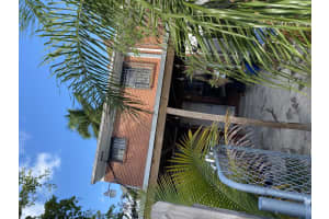 1070 36th St, West Palm Beach, FL 33407, Sold 03/24/22