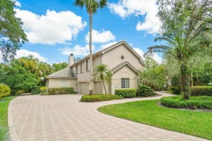 808 Forest Glen Ln, Wellington, FL 33414, Sold 06/28/22