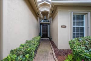 10100 Freesian Way, Lake Worth, FL 33449, Sold 04/25/22