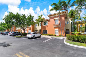 249 Lake Monterey Cir, Boynton Beach, FL 33426, Sold 04/26/22