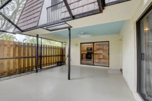 7664 Courtyard Run W, Boca Raton, FL 33433, Sold 04/29/22