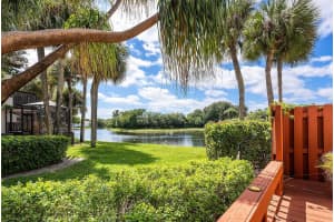5734 Fox Hollow Dr APT G, Boca Raton, FL 33486, Sold 04/29/22