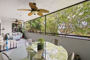 12524 Shoreline Dr APT 303, Wellington, FL 33414, Sold 05/17/22