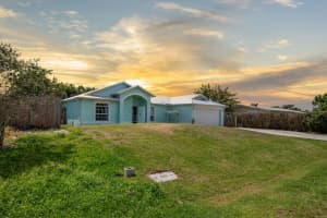 2064 SE Lafayette St, Stuart, FL 34997, Sold 04/28/22