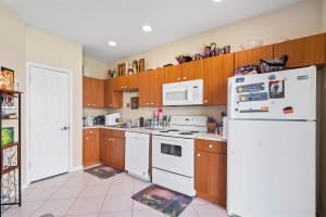 2151 Oakmont Dr, Riviera Beach, FL 33404, Sold 05/06/22